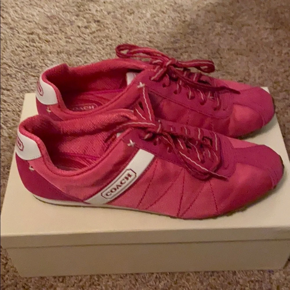 Size 8.5 PINK COACH SNEAKERS - Picture 2 of 7
